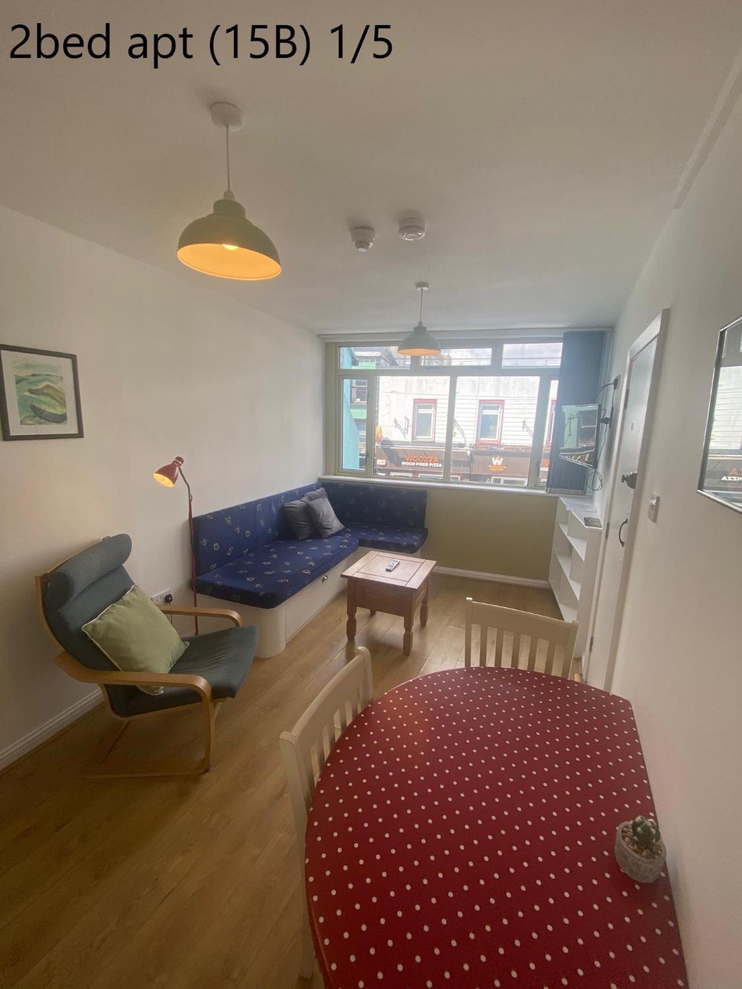 Crescent Close Galway Room photo