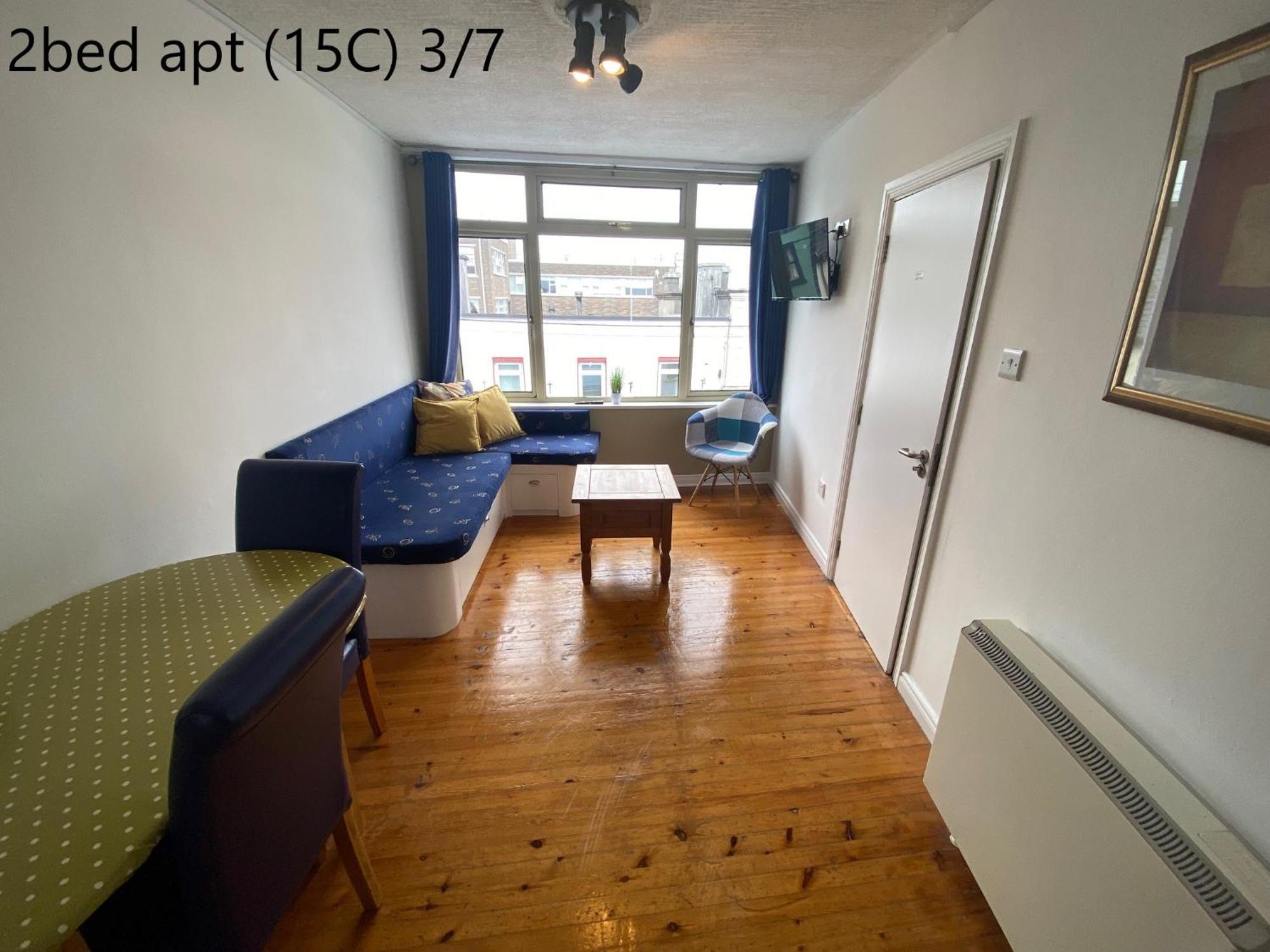 Crescent Close Galway Room photo